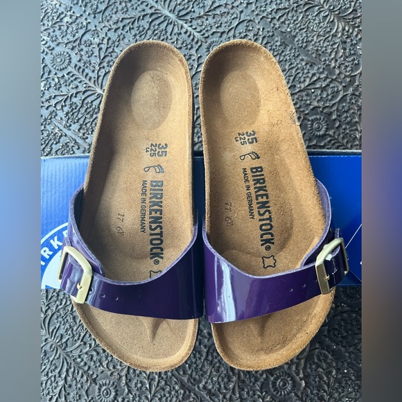 BIRKENSTOCK MADRID SANDALS IN VIOLET PATENT 35 EU  4-4.5 US - Picture 4 of 7